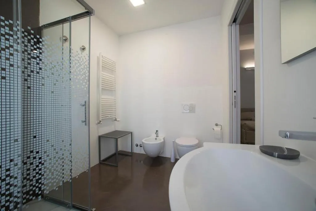 L'Ottava Guesthouse Μιλάνο Bed and Breakfast