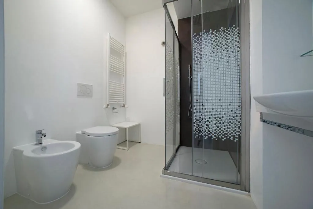 L'Ottava Guesthouse Μιλάνο 0*,