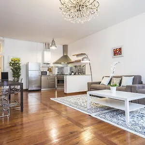 Hemeras Boutique Homes - Super Central Design , Milaan Italië